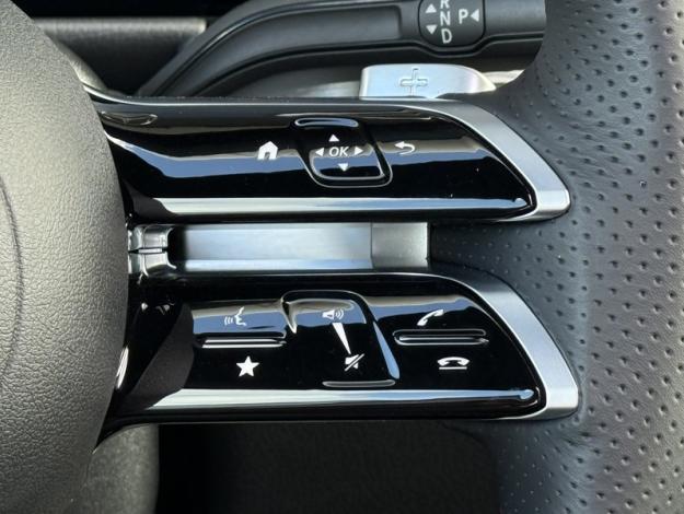 MERCEDES-BENZ GLB 200 d AMG Line  GLB 200 d AMG Line