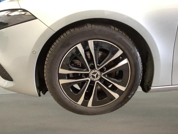 MERCEDES-BENZ A-Klasse A 180 d