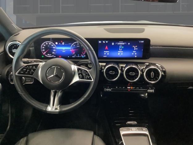 MERCEDES-BENZ A-Klasse A 180 d