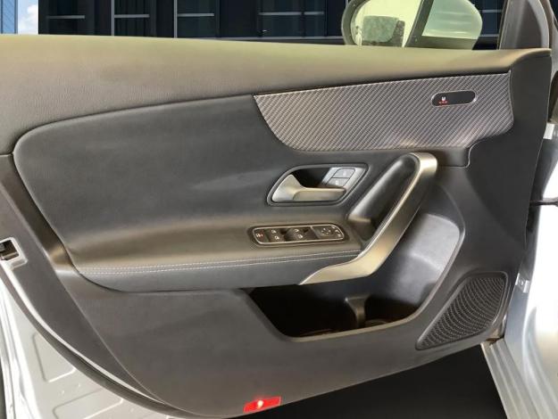 MERCEDES-BENZ A-Klasse A 180 d