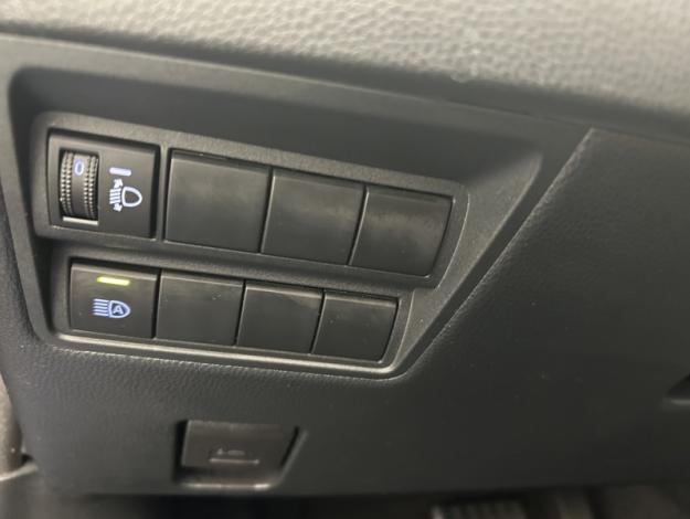 TOYOTA Yaris 116h Dynamic  