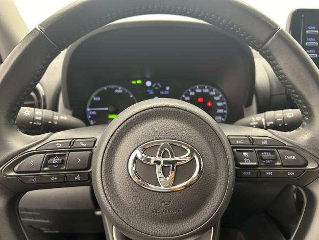 TOYOTA Yaris 116h Dynamic  