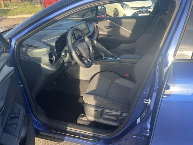 TOYOTA C-HR 1.8L 140 GRAPHIC MY26  1.8L 140 GRAPHIC MY26