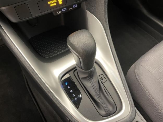 TOYOTA Yaris 116h Dynamic  