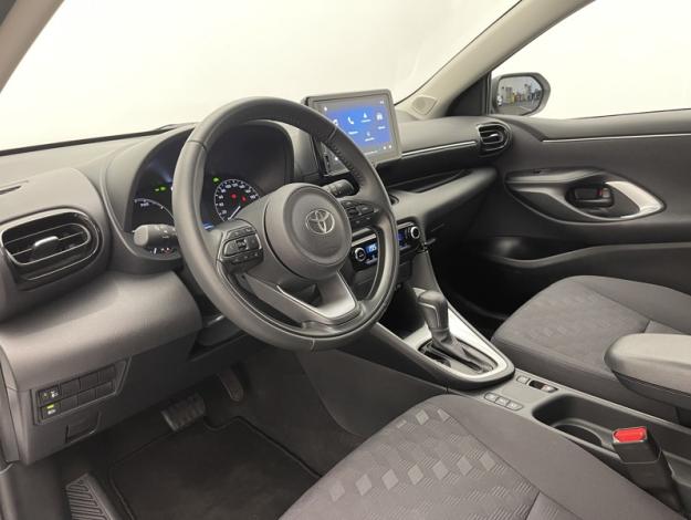 TOYOTA Yaris 116h Dynamic  