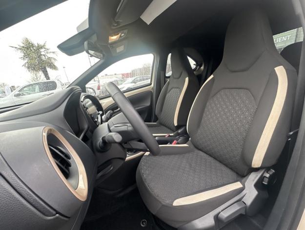 TOYOTA Aygo X 1.0 VVT-i 72 Design   