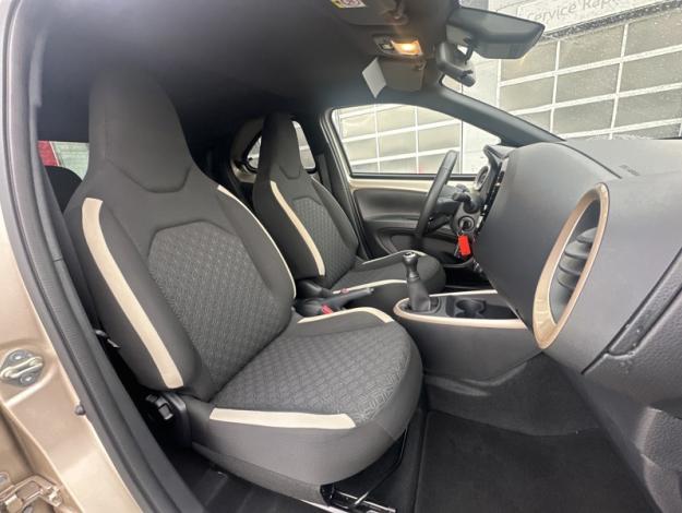 TOYOTA Aygo X 1.0 VVT-i 72 Design   