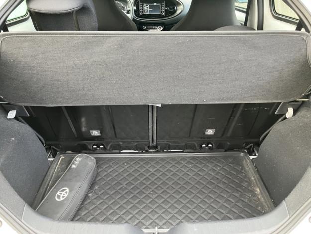 TOYOTA Aygo X 1.0 VVT-i 72 Dynamic / PACK ZEN   