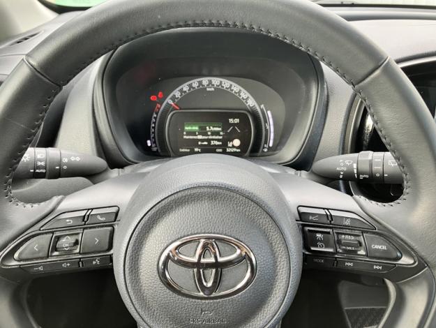 TOYOTA Aygo X 1.0 VVT-i 72 Dynamic / PACK ZEN   