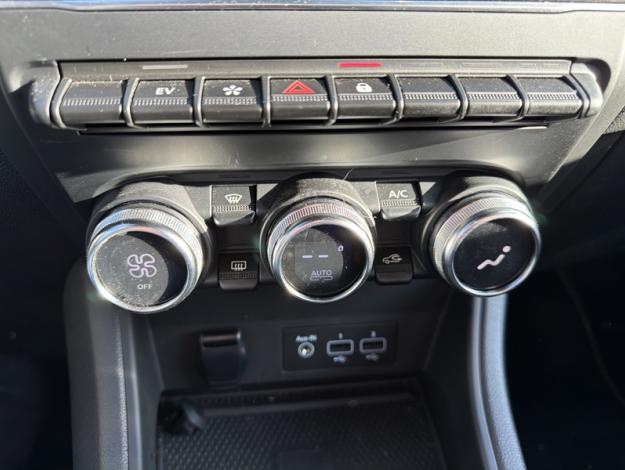 RENAULT Captur SL Rive Gauche E-Tech full hybrid 145  