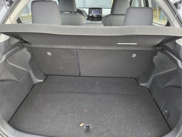 TOYOTA Yaris 116h Dynamic  