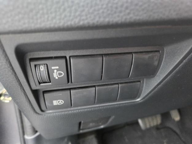 TOYOTA Yaris 116h Dynamic  