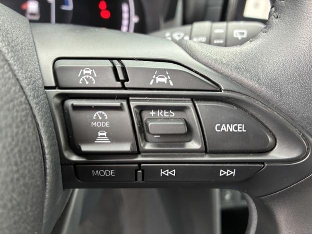 TOYOTA Yaris Cross 130h Design  