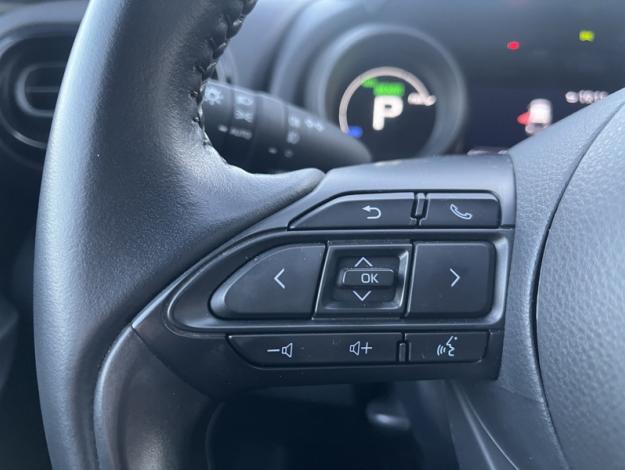 TOYOTA Yaris Hybride 116h Design  