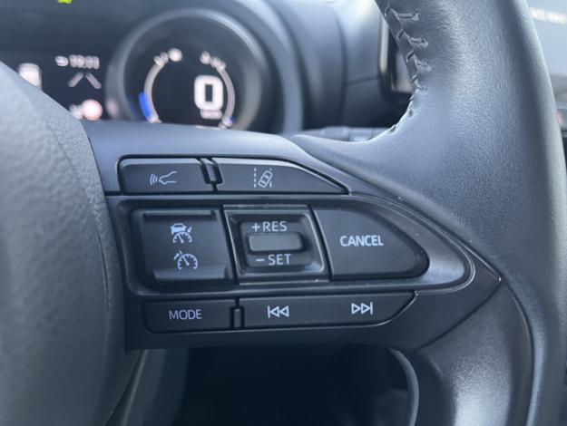 TOYOTA Yaris Hybride 116h Design  