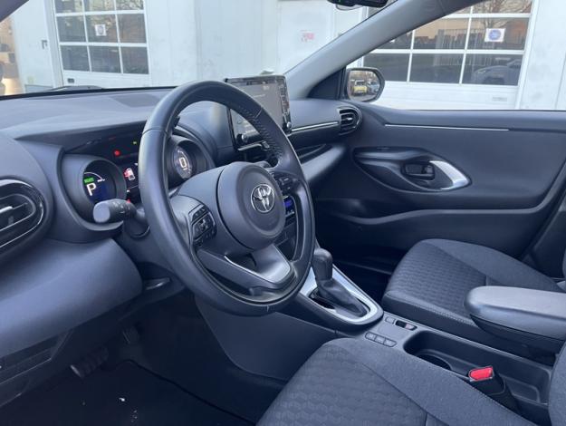 TOYOTA Yaris Hybride 116h Design  