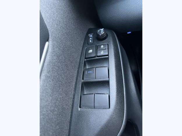 TOYOTA Yaris Hybride 116h Design  