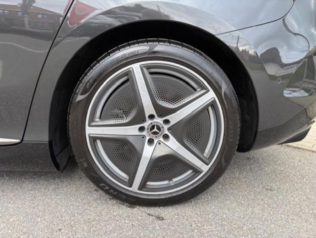 MERCEDES-BENZ EQE EQE 300