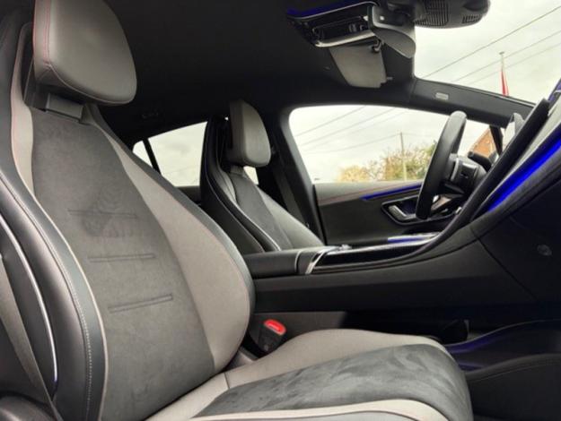 MERCEDES-BENZ EQE EQE 300