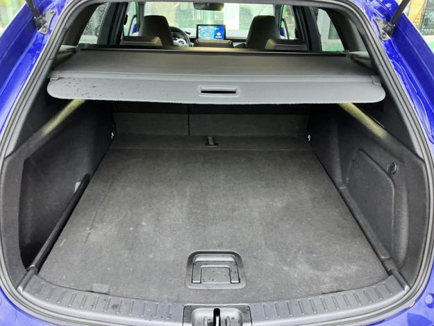 TOYOTA Corolla Touring Sports Hybride 196h Design  