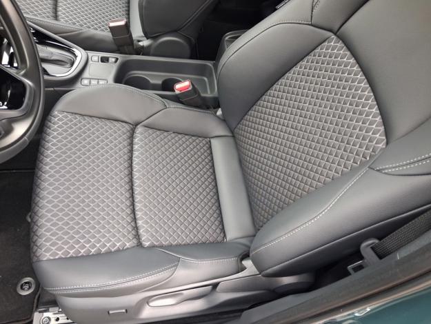 TOYOTA Yaris Hybride 130h Collection  YARIS HYBRIDE HATCHBACK 5P 130CH COLLECTION VD MY25