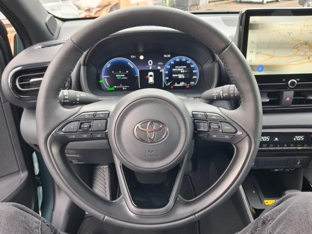 TOYOTA Yaris Hybride 130h Collection  YARIS HYBRIDE HATCHBACK 5P 130CH COLLECTION VD MY25