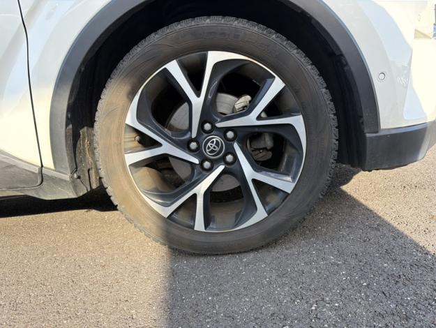 TOYOTA C-HR 1.8 HYBRIDE 122 GRAPHIC  1.8 122 ch 