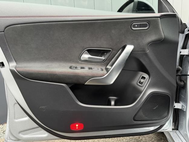 MERCEDES-BENZ CLA Coupé CLA 250 e Hybrid EQ Coupé AMG Line  
