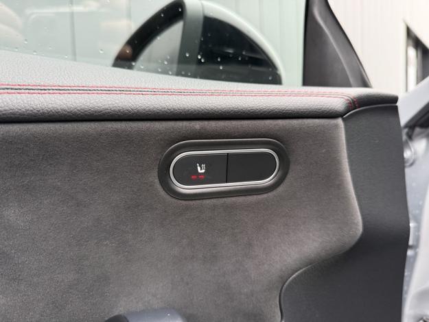 MERCEDES-BENZ CLA Coupé CLA 250 e Hybrid EQ Coupé AMG Line  