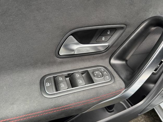 MERCEDES-BENZ CLA Coupé CLA 250 e Hybrid EQ Coupé AMG Line  