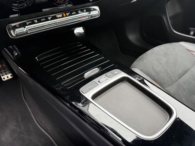 MERCEDES-BENZ CLA Coupé CLA 250 e Hybrid EQ Coupé AMG Line  