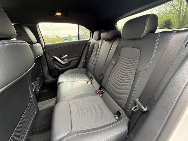 MERCEDES-BENZ Classe A 180 Progressive Line  