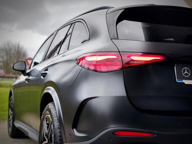 MERCEDES-BENZ GLC SUV GLC 220 d 4MATIC AMG Line  GLC 220 d 4MATIC AMG Line