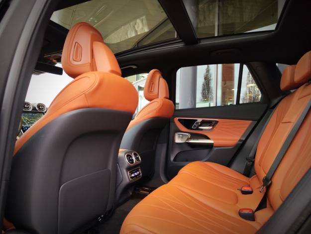 MERCEDES-BENZ GLC SUV GLC 220 d 4MATIC AMG Line  GLC 220 d 4MATIC AMG Line