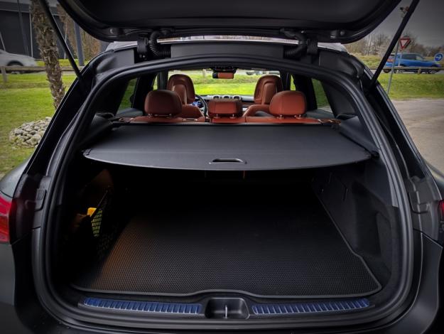 MERCEDES-BENZ GLC SUV GLC 220 d 4MATIC AMG Line  GLC 220 d 4MATIC AMG Line