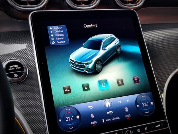 MERCEDES-BENZ GLC SUV GLC 220 d 4MATIC AMG Line  GLC 220 d 4MATIC AMG Line