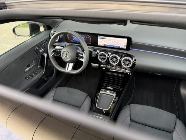 MERCEDES-BENZ Classe A 200 d AMG Line  