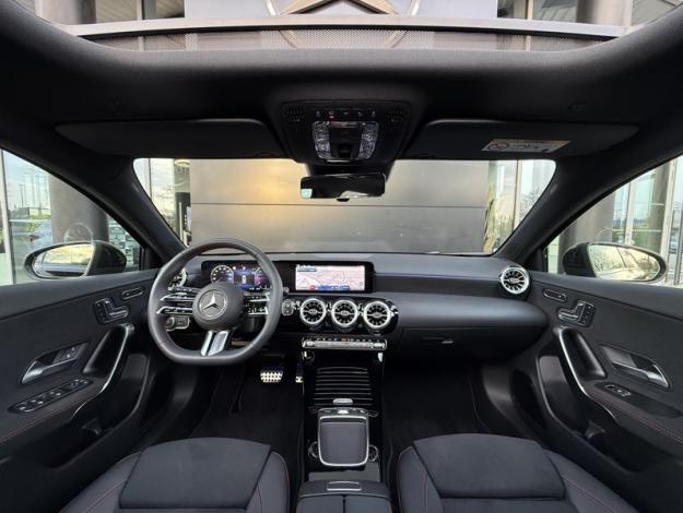 MERCEDES-BENZ Classe A 200 d AMG Line  
