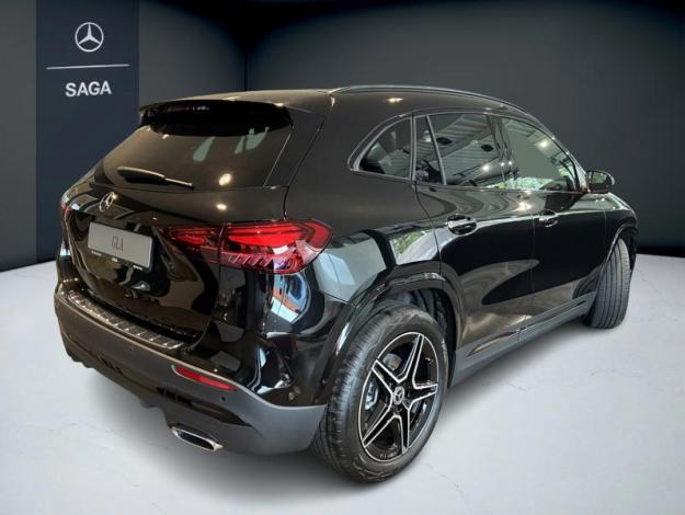 MERCEDES-BENZ GLA-Klasse GLA 180 Off-Roader