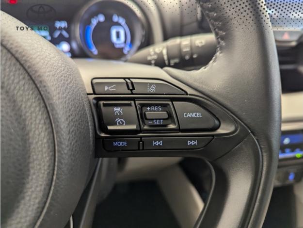TOYOTA Yaris Hybrid Iconic  1.5 116 ch 
