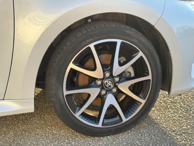 TOYOTA Yaris Hybride 116h Collection  