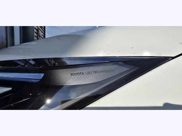 TOYOTA C-HR 1.8 Hybride 140 Graphic  C HR HYBRID 140 GRAPHIC MY26