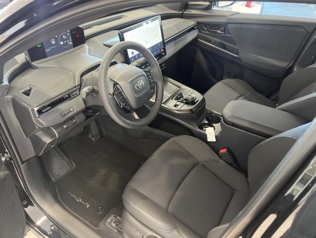 TOYOTA C-HR DESIGN GRANDE AUTONOMIE 77 kWh 224ch  DESIGN GRANDE AUTONOMIE 77 kWh 224ch