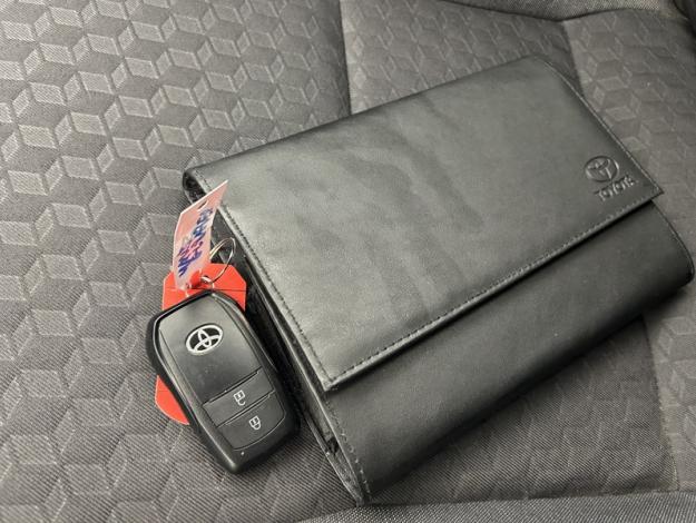 TOYOTA Yaris 116h Dynamic  