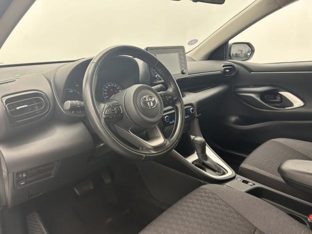 TOYOTA Yaris 116h Dynamic  