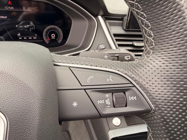 AUDI Q5 40 TDI quattro S line  2.0 204 ch S-tronic7