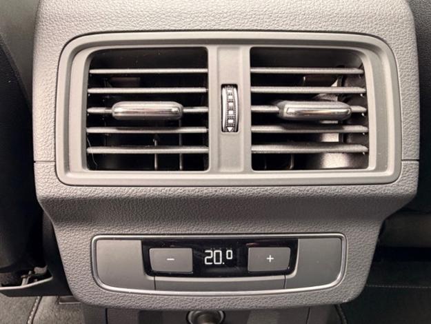 AUDI Q5 40 TDI quattro S line  2.0 204 ch S-tronic7