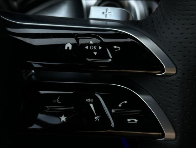 MERCEDES-BENZ GLB 200 d AMG Line  GLB 200 d AMG Line