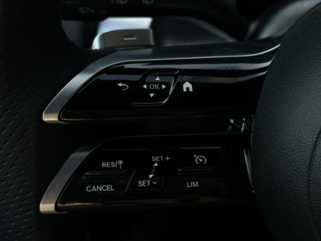 MERCEDES-BENZ GLB 200 d AMG Line  GLB 200 d AMG Line