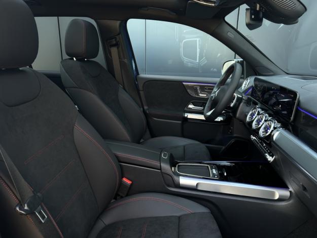 MERCEDES-BENZ GLB 200 d AMG Line  GLB 200 d AMG Line